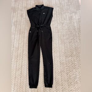 Figs Rafaela ScrubJumpsuit: Black Size:XS